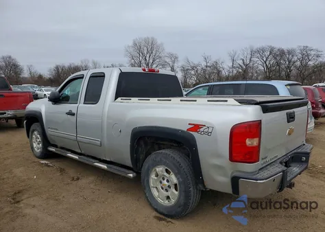 2011 Chevrolet Silverado K1500 Lt z USA, uszkodzony, nr VIN 1GCRKSE34BZ214424